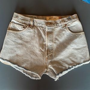Vintage Levi’s 501 Boot Cut Cut Off Jean Shorts